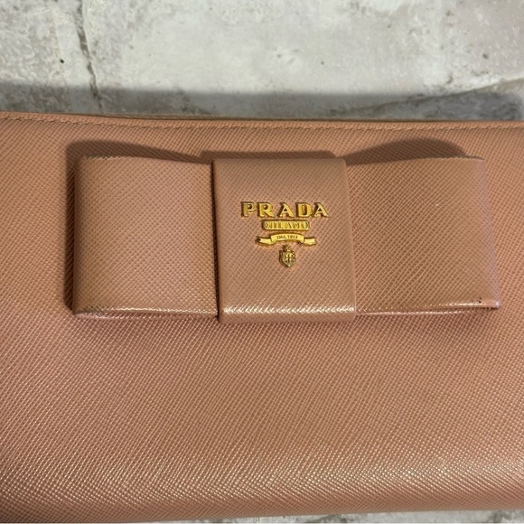 Prada Pink Saffiano Fiocco‎ Bow Zip Around Wallet Cammeo - Picture 7 of 8